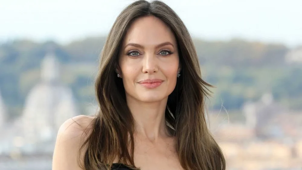 Angelina Jolie